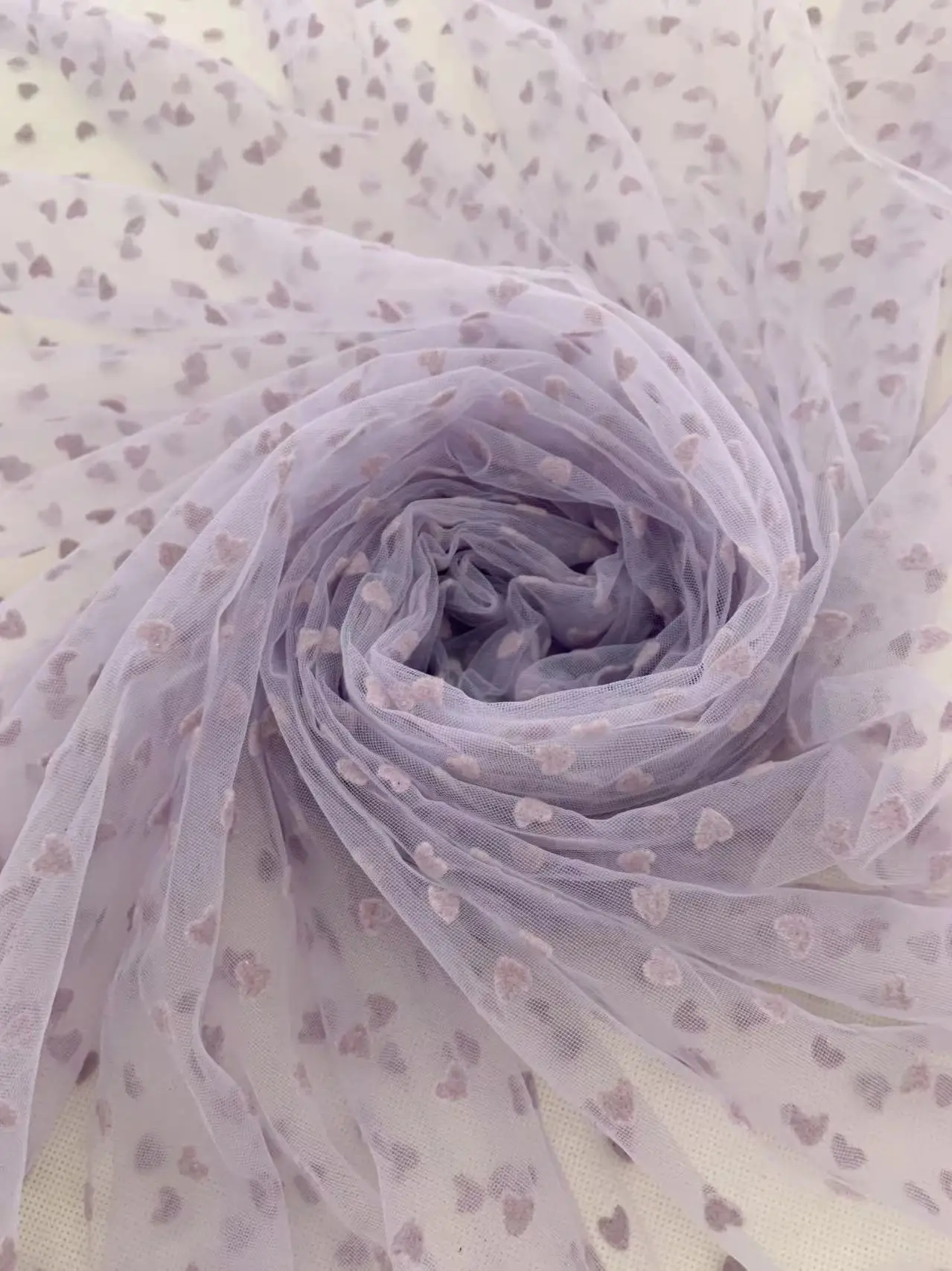 Фиолетовая тюлевая кружевная ткань с сеткой в виде бархатных сердечек в горошек для одежды своими руками, штор, коричнево-коричневого домашнего декора, несовсем белых платьев